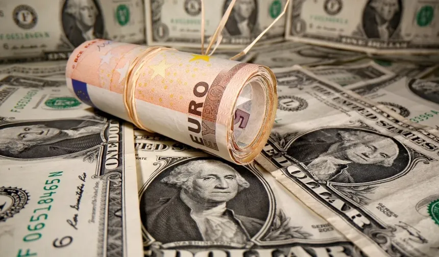 Dolar ve Euro güne yükselişle başladı! 17 Temmuz döviz fiyatları belli oldu: Dolar ve Euro kaç TL oldu?