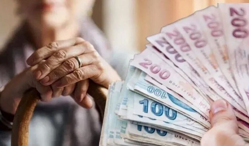 En düşük emekli maaşı ne kadar olacak? SSK ve Bağ-Kur emeklileri için Ocak 2027 hesabı: En düşük aylık 27 bin TL mi?