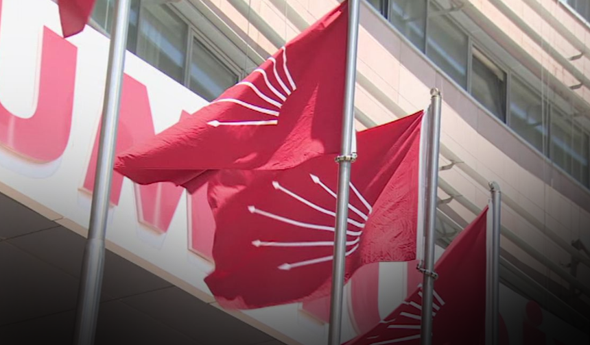 CHP’de  flaş gelişme! 8 il başkanı görevden alındı