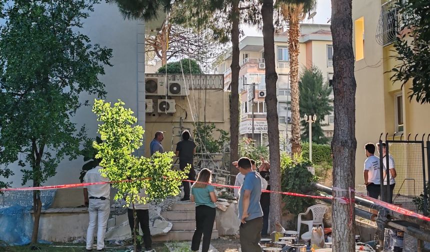 İzmir'de iskele faciası! 3 kardeş işçi yaralandı