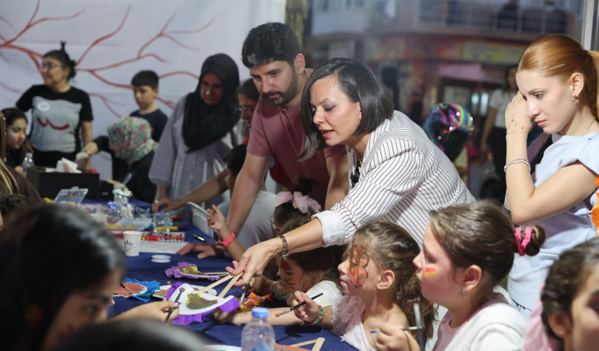 Karabağlar’da “Aile Köyü” buluşmaları başladı
