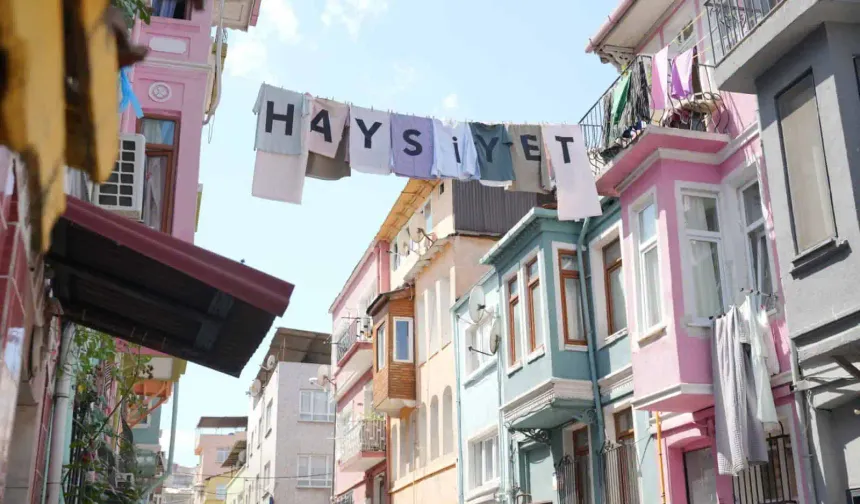 Kanal D’den Haysiyet için dikkat çeken tanıtım! Çamaşırlara bu kez dizi adı yazıldı