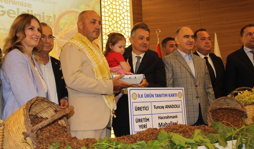 Üretici bu haberi bekliyordu... Manisa’da ilk kuru üzüm 4 Bin TL’den satıldı! Gözler asıl fiyatta