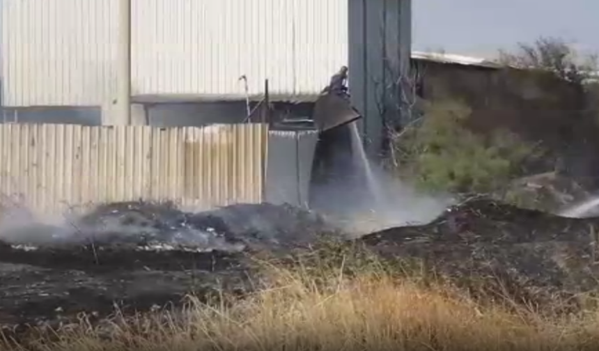 Manisa’da korkutan yangın! Alevler kağıt fabrikasına ulaştı