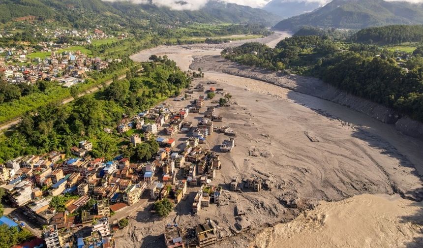 Sel felaketi Nepal’i vurdu! Can kaybı 1287’ye çıktı