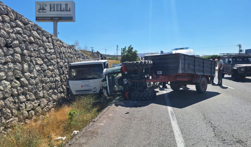 Nevşehir’de feci kaza! Traktöre arkadan çarptı, 4’ü çocuk 6 kişi yaralandı