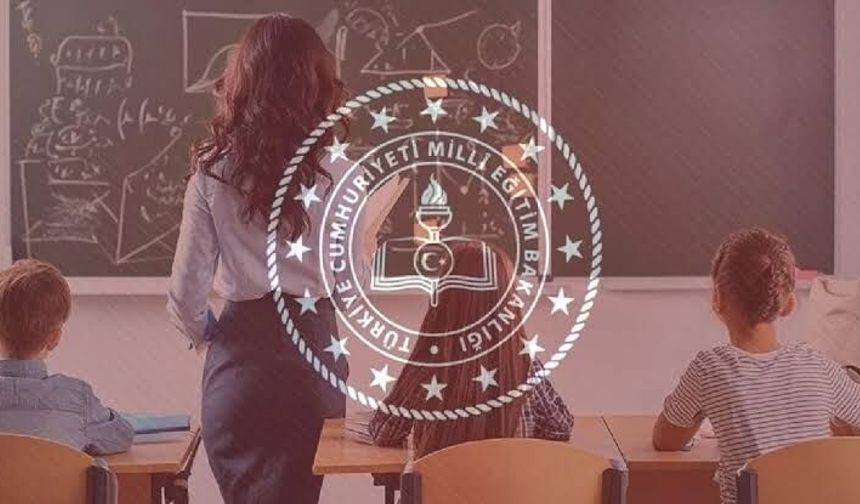 Öğretmenlerin gözü MEB'de! Eylül seminerleri online mı, yüz yüze mi? İşte merak edilen detay...