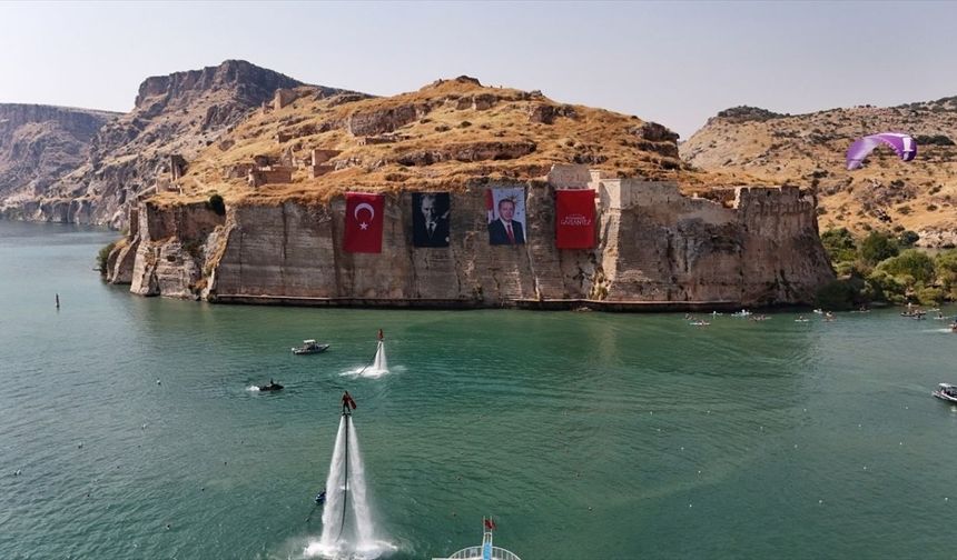 Fırat Nehri’nde kıyasıya yarış! 4 bin 440 sporcu küreklerini final için çekti: Şampiyonlar belli oldu