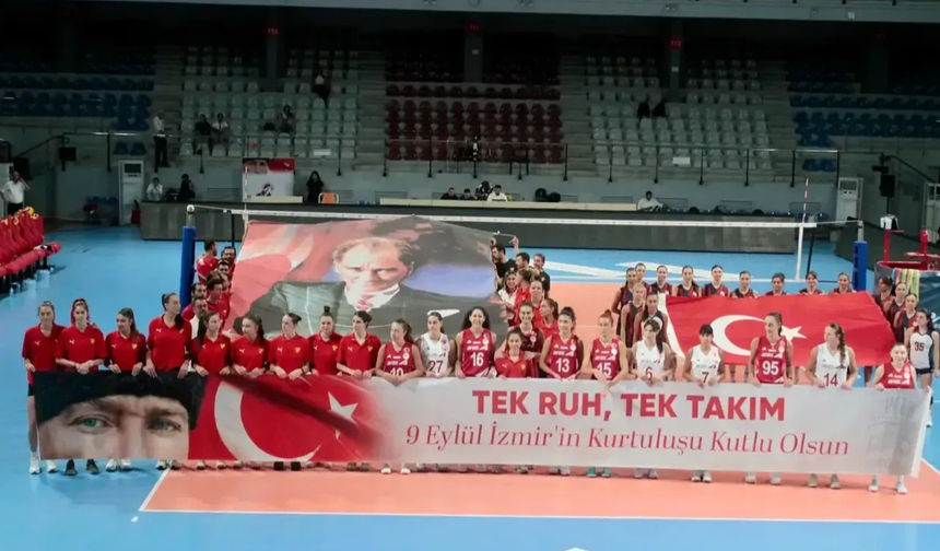 İzmir’de voleybol şöleni! Tek biletle iki maç izlenebilecek