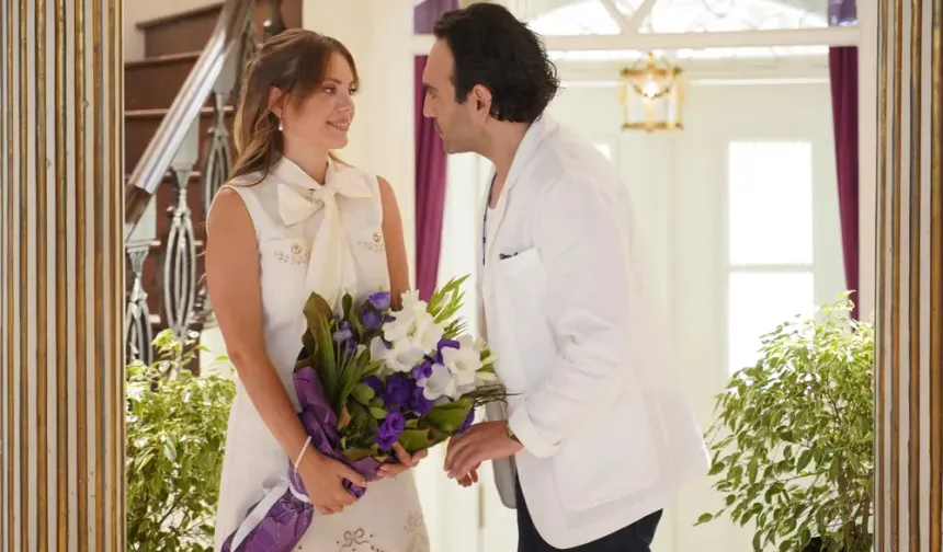 Tuzlu Kahve 5. bölümde Derin'in hamlesi Candan'ı geri adım attırdı! Her şey bir anda değişti, aileler harekete geçti...