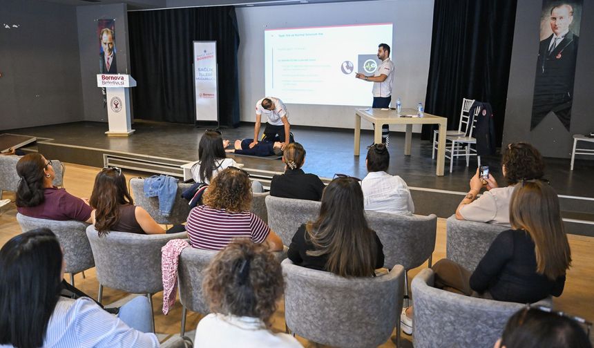 Bornova’da çocukların güvenliği için ilk yardım eğitimi düzenlendi