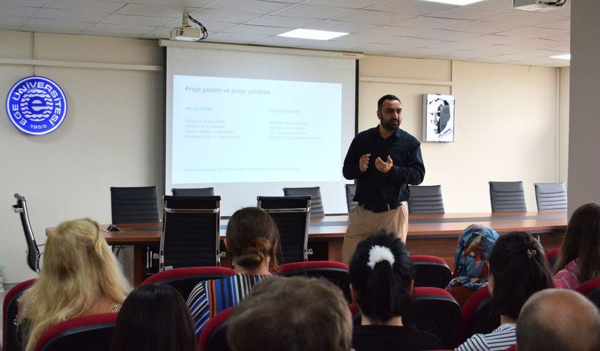 Ege Üniversitesi’nde akademi ve sanayi iş birliğinin önemi tartışıldı
