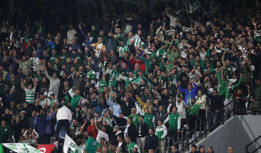 Muğlaspor-Bursaspor maçının faturası ağır oldu! PFDK kararını açıkladı: İki kulübe ceza