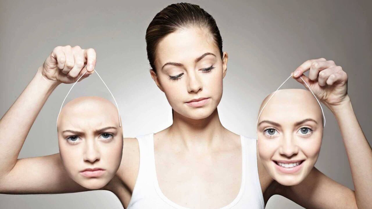 Мама в ярости. Выливать эмоции. Гнев подростка. Раздражительный человек. Стресс радость.