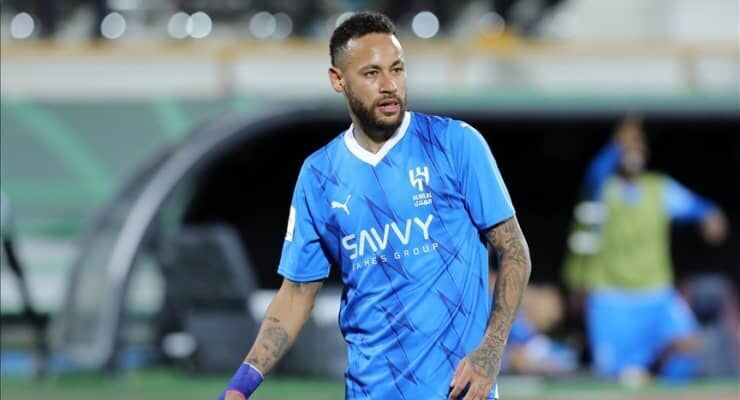neymar-10-ay-sahalarda-yok