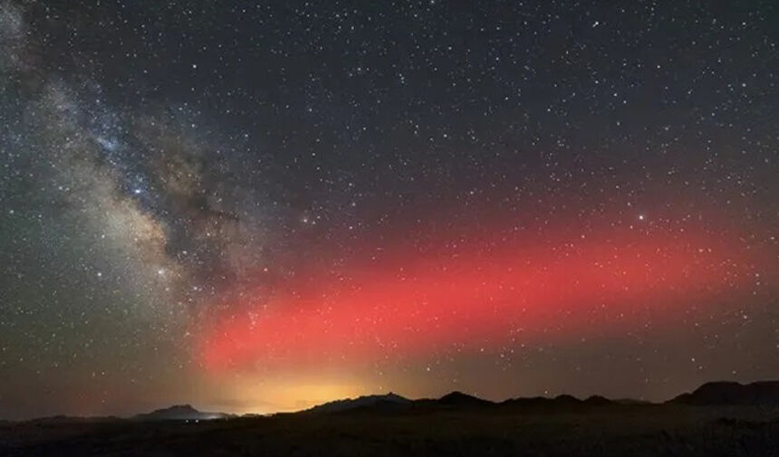 spacex-roketleri-gokyuzunde-atmosferik-delikler-aciyor