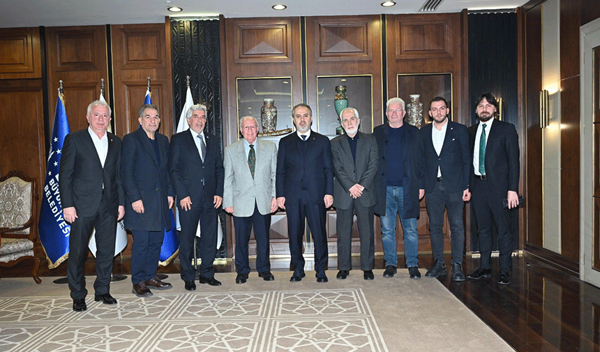 Bursaspor yönetimi, Alinur Aktaş’ı ziyaret etti