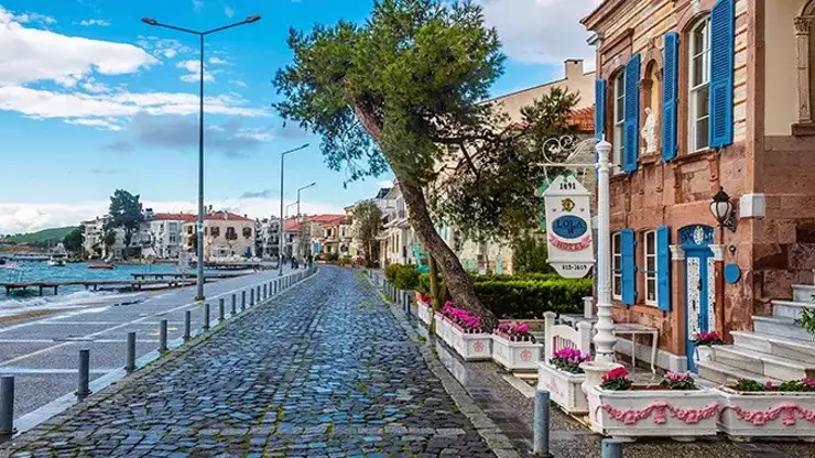 İzmi̇r Foça