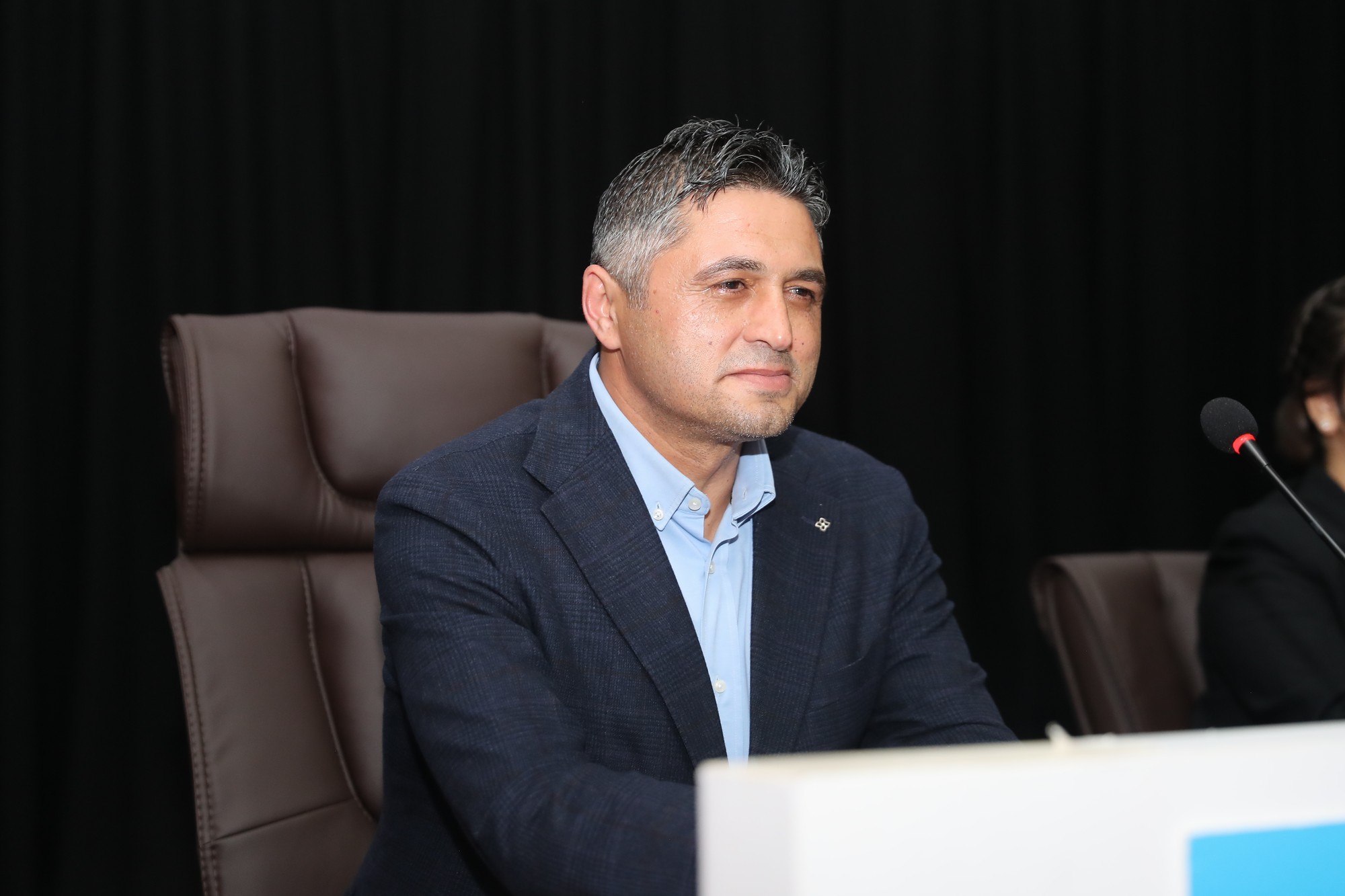 1 Aliağa Belediye Başkanı Serkan Acar