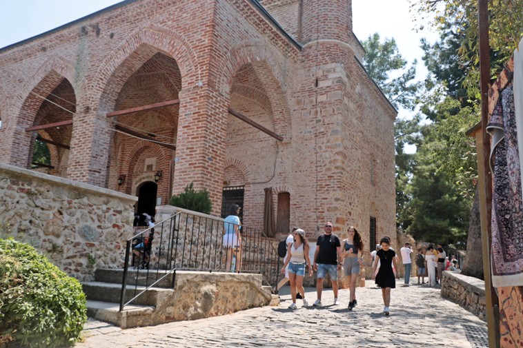 Alanyanin Tarihi Suleymaniye Camii Turistlerin Ilgi Odagi1