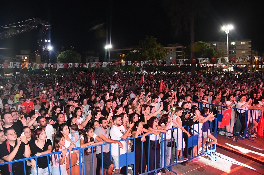 Fettah Can Torbalı Konser 111