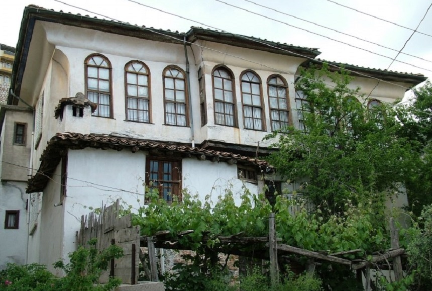 Düğmeli Evler (2)