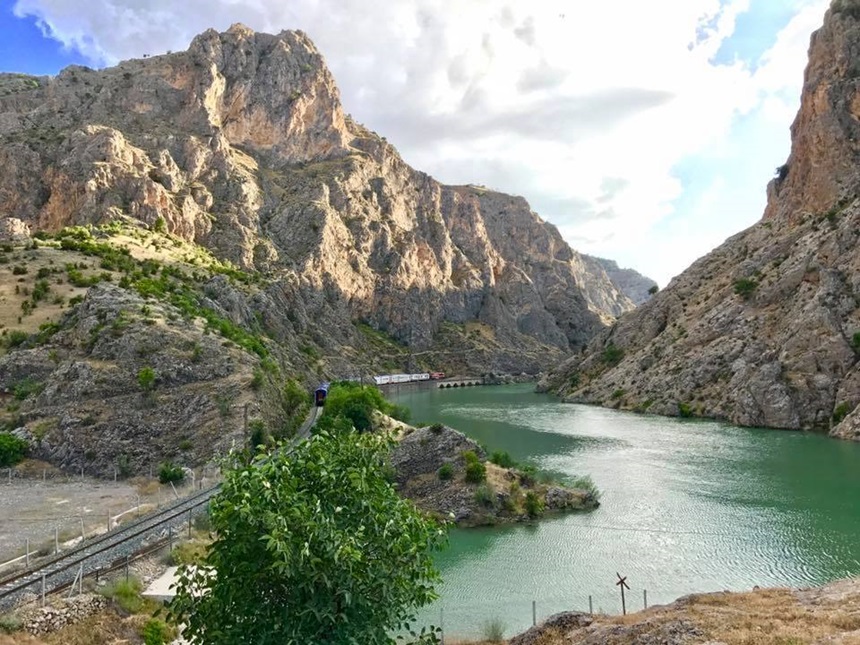 Erzincan Kemaliye Bağıştaş Köyü