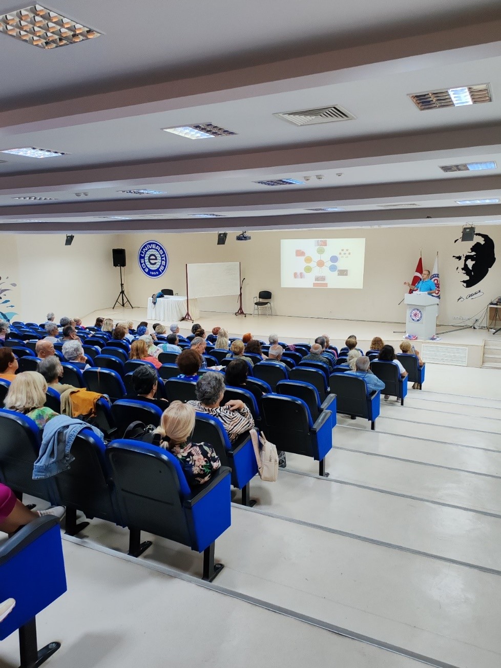 ++Eü Tazelenme Üniversitesi Öğrencilerine “Koruyucu Fizyoterapi Ve Rehabilitasyon” Eğitimi Verildi (3)