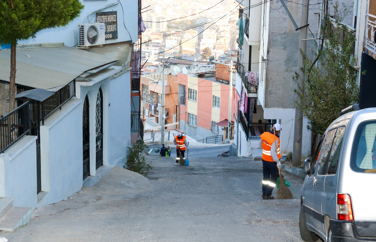 Karabağlar'da Temizlik Seferberliği Başladı (13)