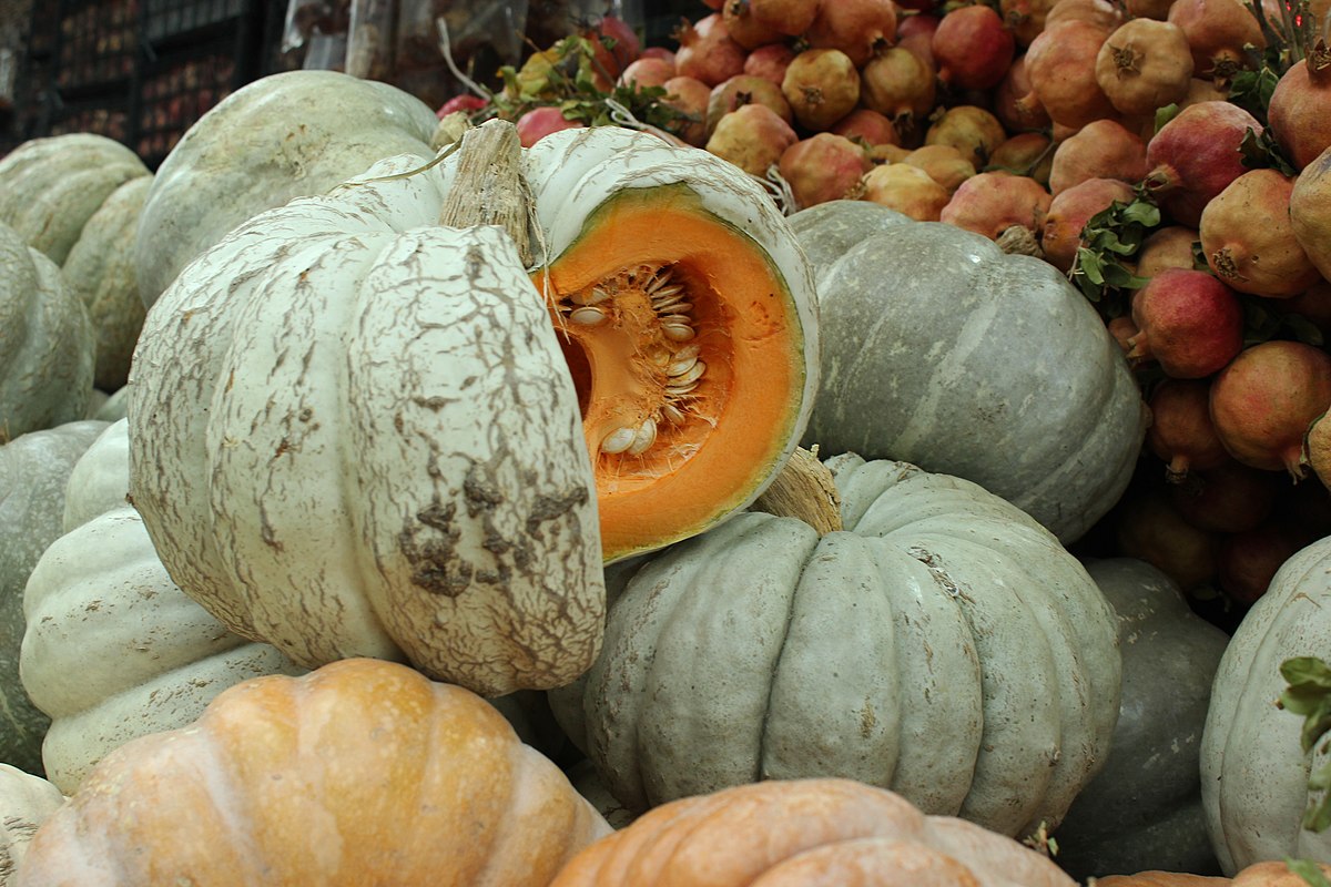 1200Px Pumpkins On Greengrocer