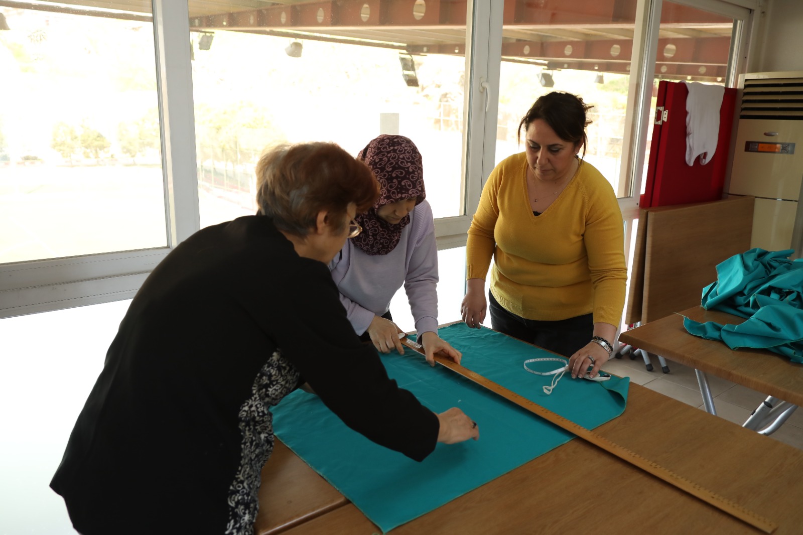 Bayraklı’da ‘Gelenekten Geleceğe Kadın Buluşmaları’ (4)