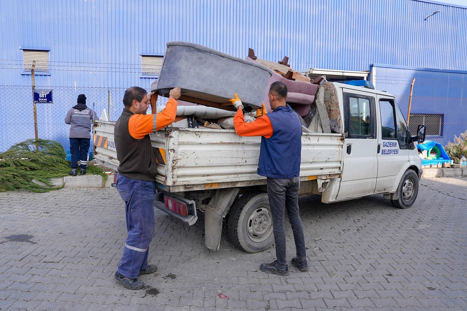 Gaziemir’de Temizlik Seferberliği (10)