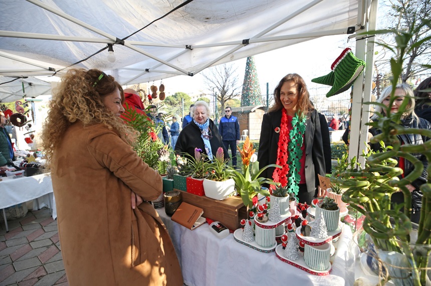 Karşıyaka Yeni Yıl Pazarı (3)