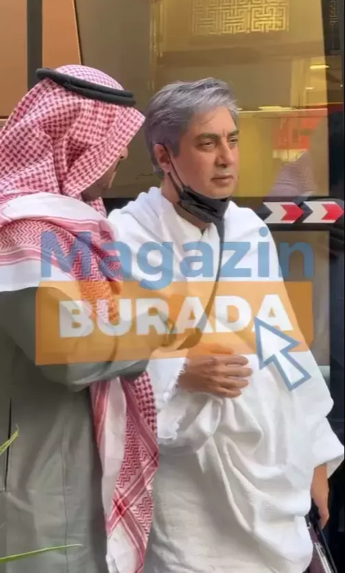 Necati Sasmaza Umre Ziyaretinde Hayranlarindan Yogun Ilgi