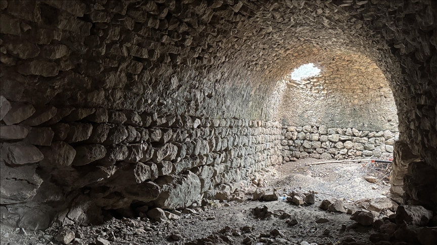 Nemrut Dağı Han Ve Köprü3