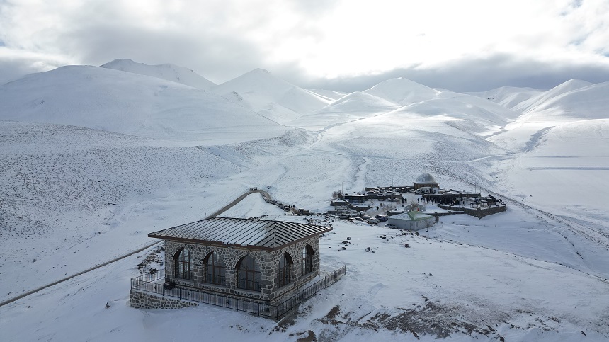 Pir Ali Baba Türbesi (2)