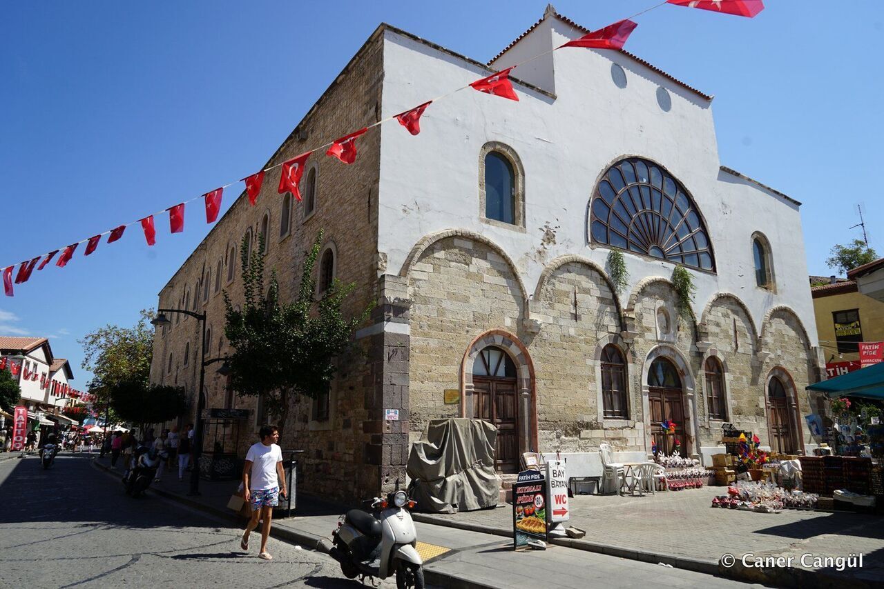 Agios Haralambos Rum Ortodoks Kilisesi 4