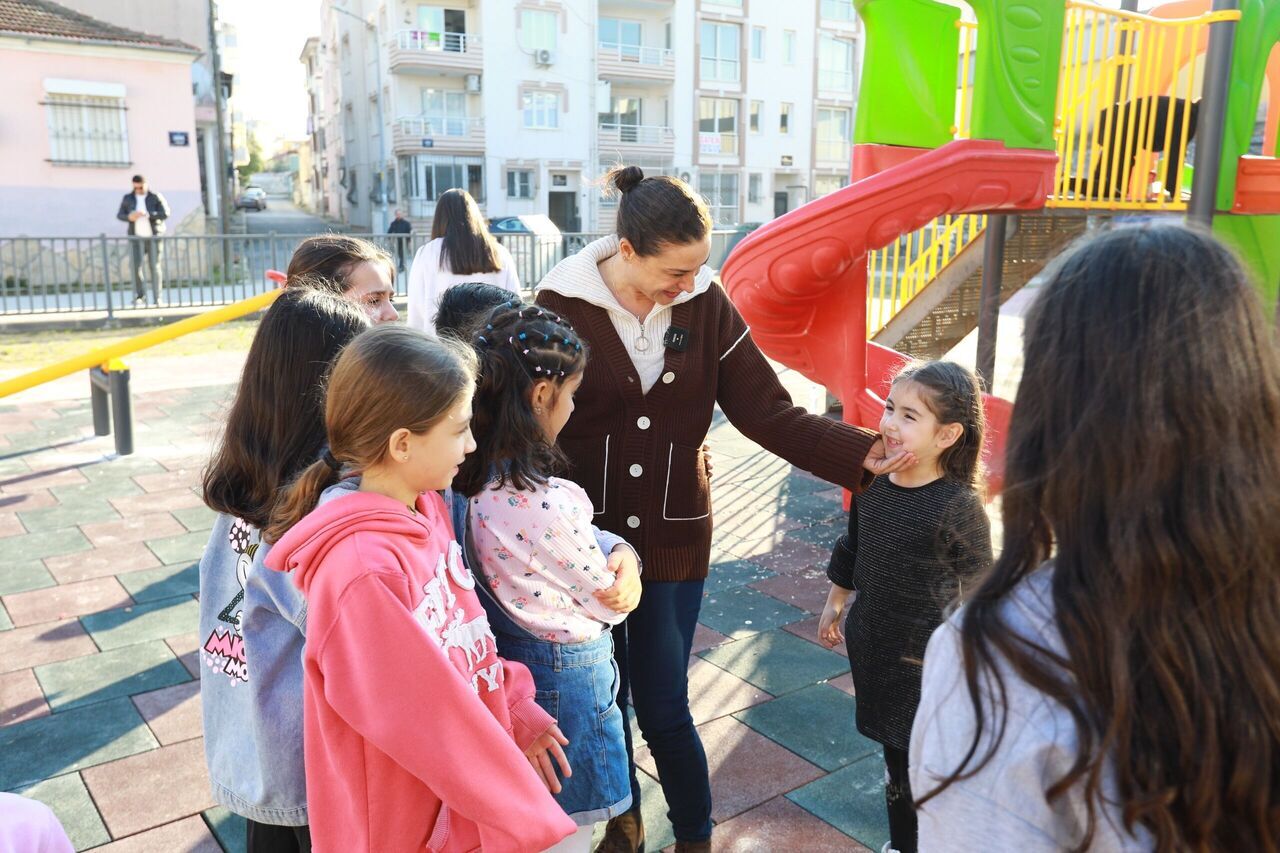 Başkan Park Ve Çocuklar (1)
