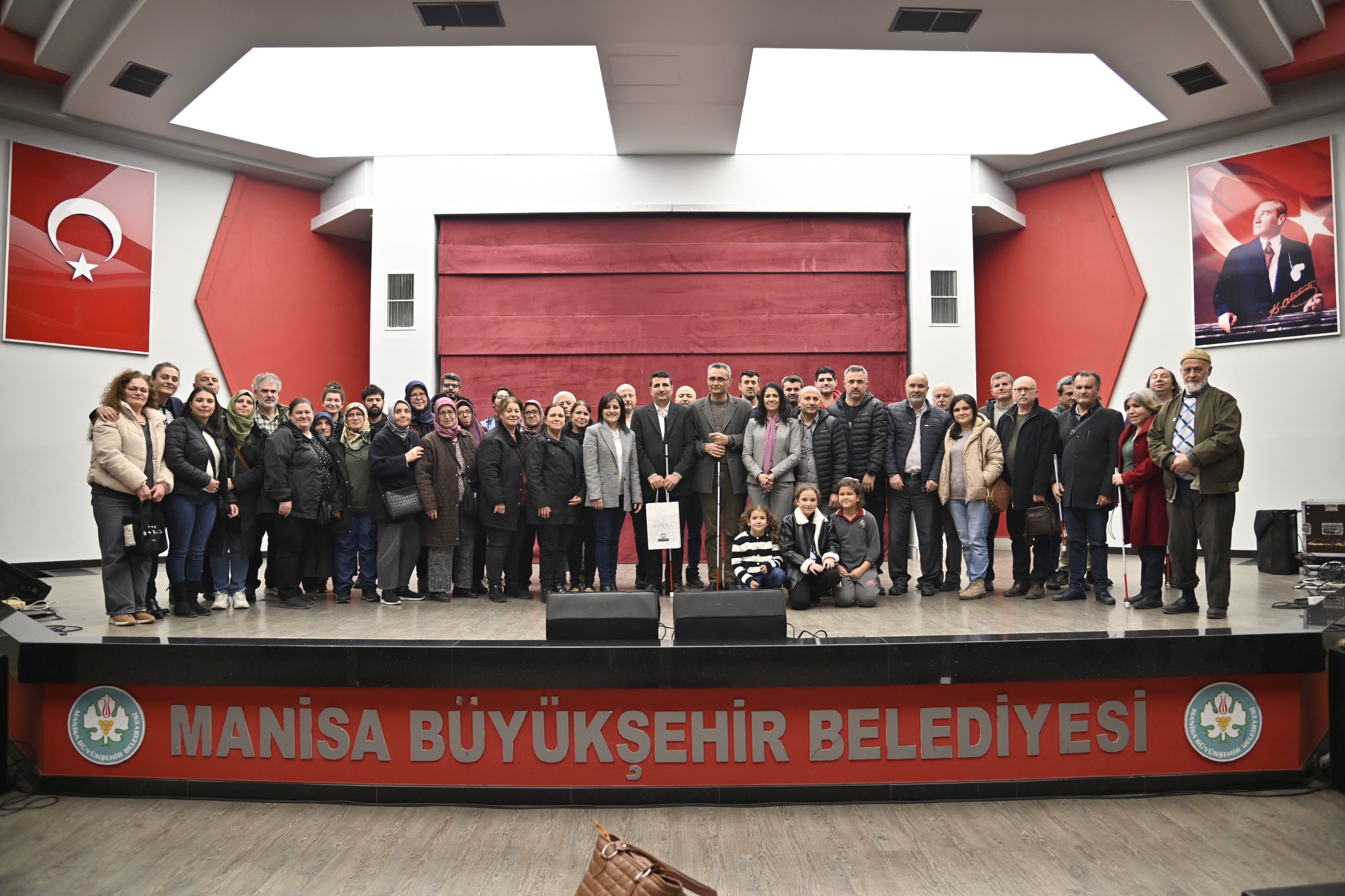 Büyükşehir’den Engelleri Aşan Betimlemeli Belgesel Gösterimi (2)