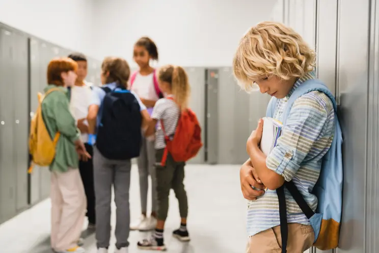 Lonely Sad Schoolboy Crying Classmates 89858050