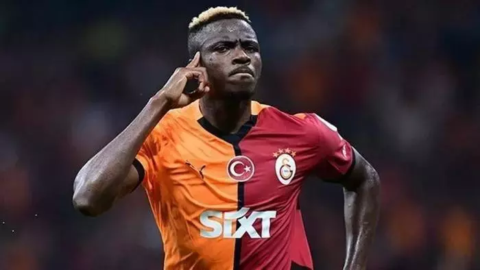 Manchester Unitedin Teklifini Reddetti Osimhen Galatasarayda Kalmaya Kararli