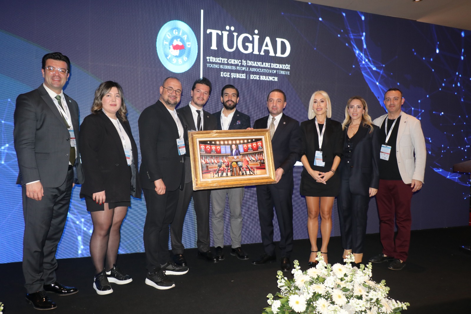 Tügiad Plaket