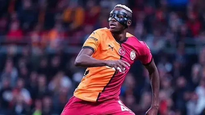 Victor Osimhen Galatasaraydan Ayriliyor Mu Ingiliz Basini Tarihi Takasi Duyurdu