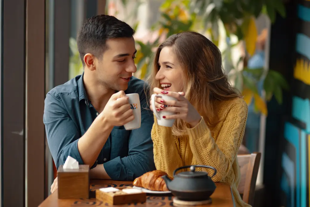 Young Attractive Couple Date Coffee 95894759