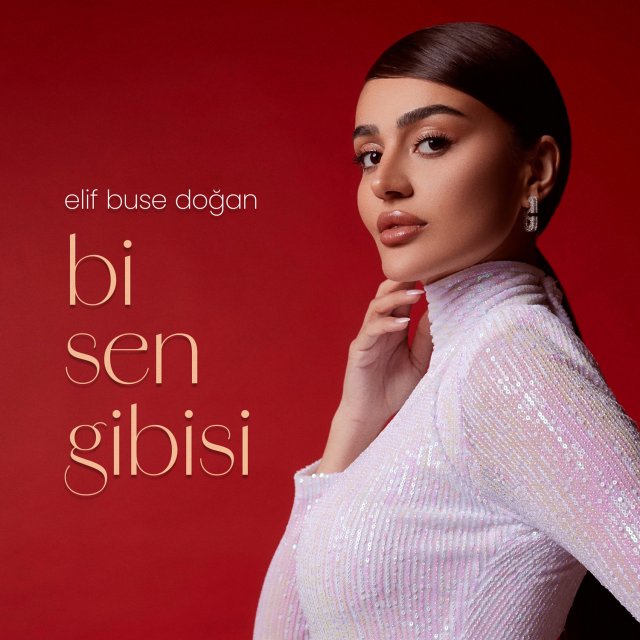 Elif Buse30