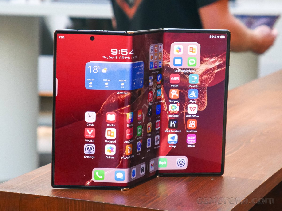 Huawei Mate Xt2