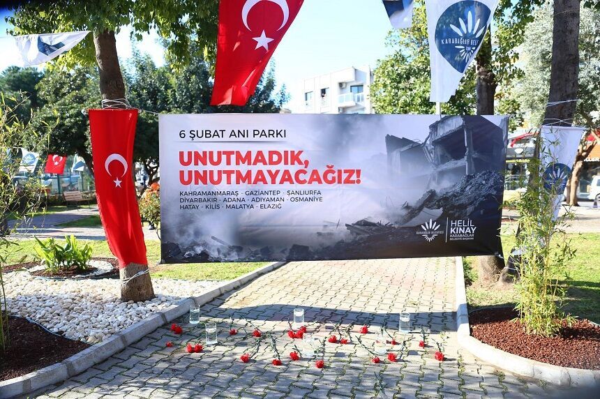 Karabağlar 6 Şubat Anı Park (3)