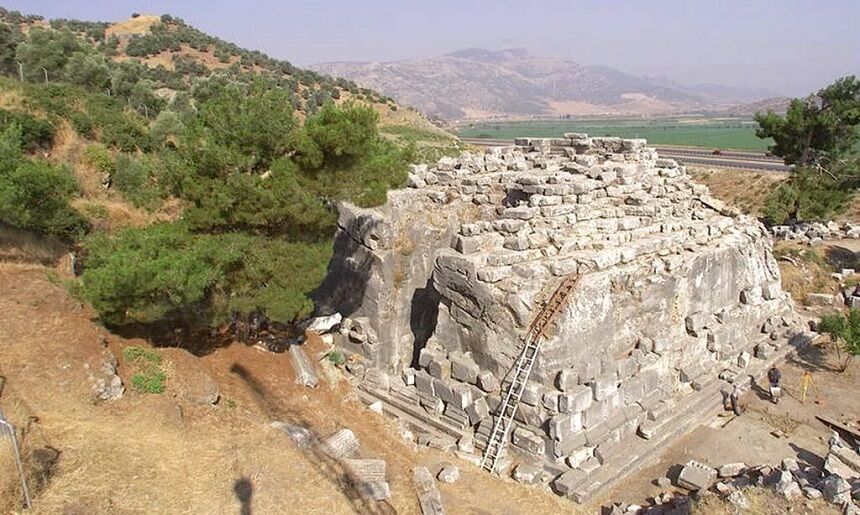 Selçuk Belevi (2)