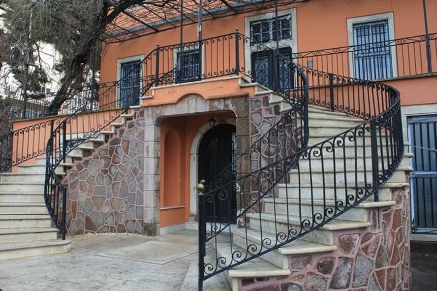 Uşakizade Köşkü (2)
