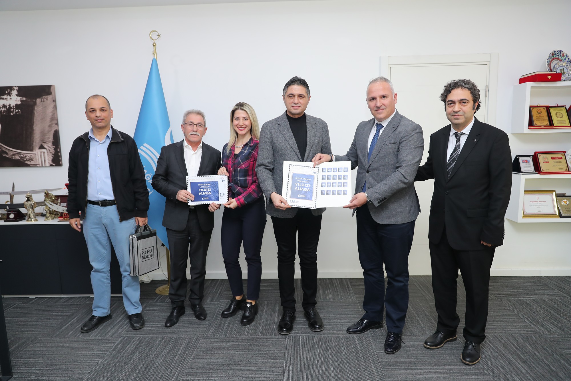 2 Ptt’den Aliağa’ya Özel Posta Pulu